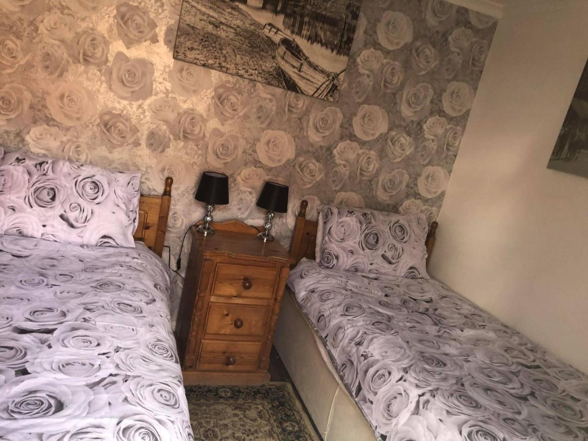 Endeavour Cottage Whitby Sleeps 6 Exterior photo