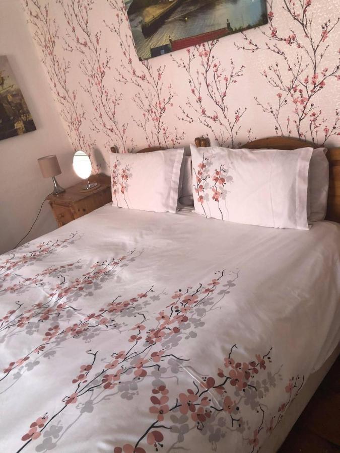 Endeavour Cottage Whitby Sleeps 6 Exterior photo