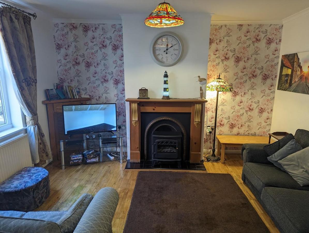 Endeavour Cottage Whitby Sleeps 6 Exterior photo